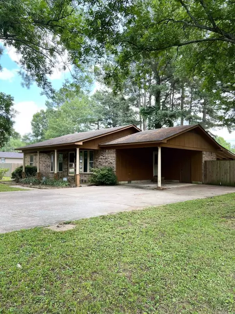 707 W Iowa St, Beebe, AR 72012 photo 2