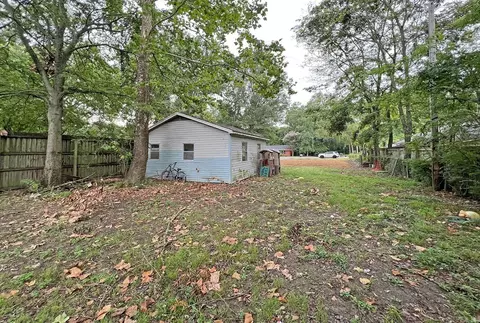 824 Davis St, Conway, AR 72034 photo 5