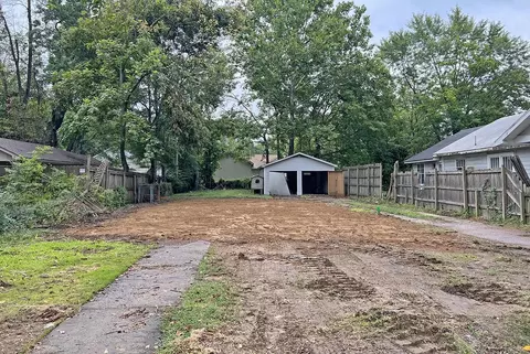 824 Davis St, Conway, AR 72034 photo 1
