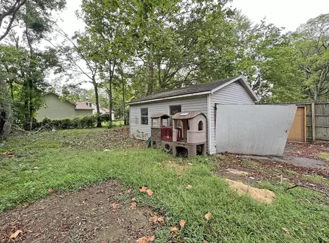 824 Davis St, Conway, AR 72034 photo 4