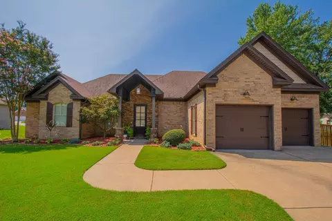 725 Cedar Dr, Bryant, AR 72022 photo 1