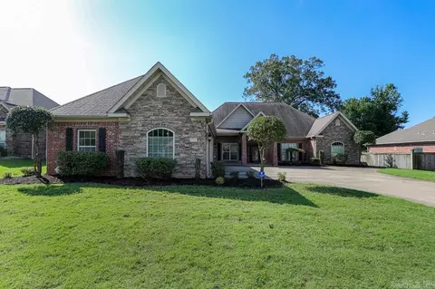 3204 Robbins Dr, Bryant, AR 72022 photo 1