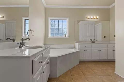 527 Berwick Dr, Benton, AR 72019 photo 18