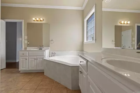 527 Berwick Dr, Benton, AR 72019 photo 19