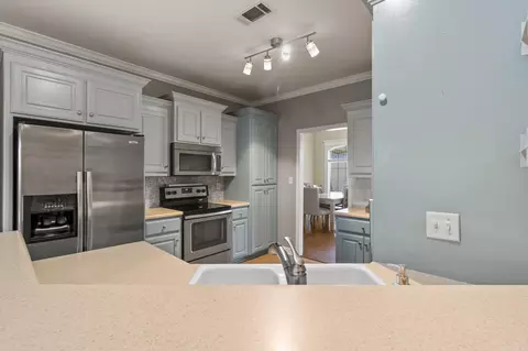 527 Berwick Dr, Benton, AR 72019 photo 6