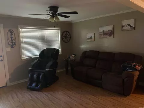 318 Barker St, Lonoke, AR 72086 photo 6