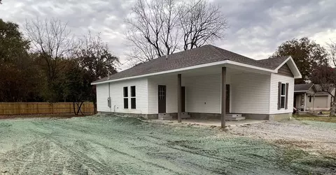 205 Harris St, Bay, AR 72411 photo 2