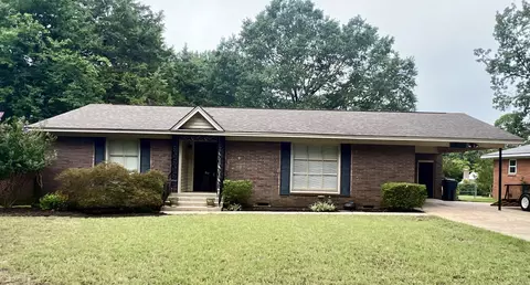1823 James St, Jonesboro, AR 72401