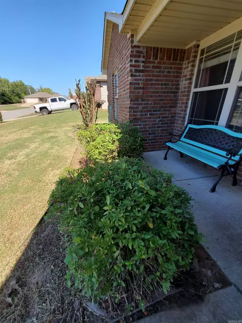106 Meadow Dr, Beebe, AR 72012 photo 2