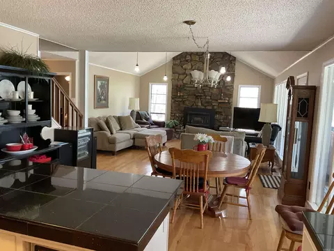 760 Twin Cvs, Greers Ferry, AR 72067 photo 11