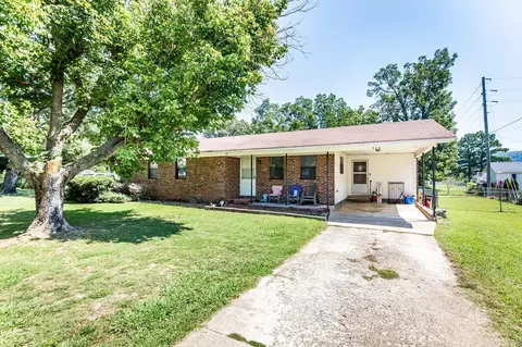 306 N Glade St, Marshall, AR 72650 photo 1