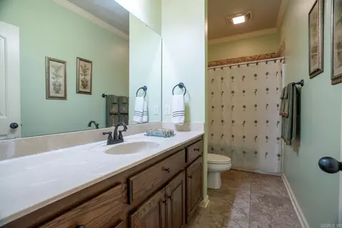 3205 S Crescent Dr, Bryant, AR 72022 photo 12