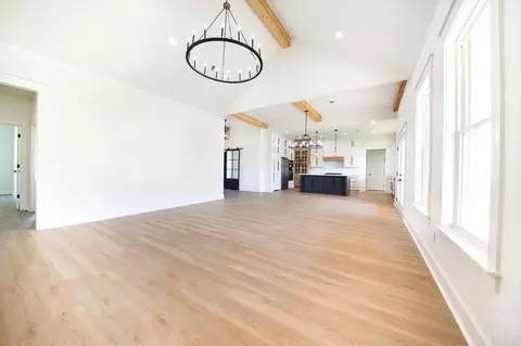 806 Tumbling Cir, Cabot, AR 72023 photo 11