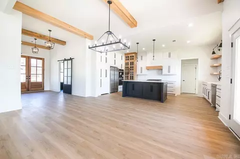 806 Tumbling Cir, Cabot, AR 72023 photo 9