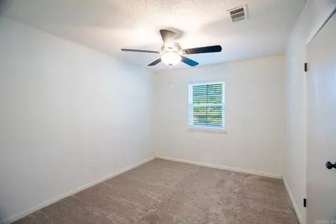 2219 E Lakeview Dr, Benton, AR 72015 photo 16