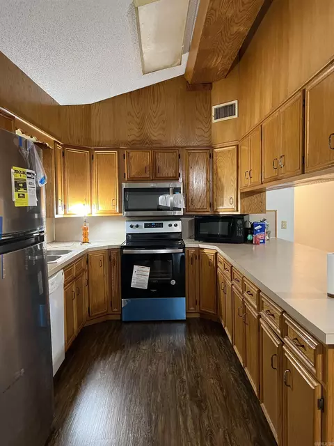 8610 Woodhaven Dr, Pine Bluff, AR 71603 photo 6
