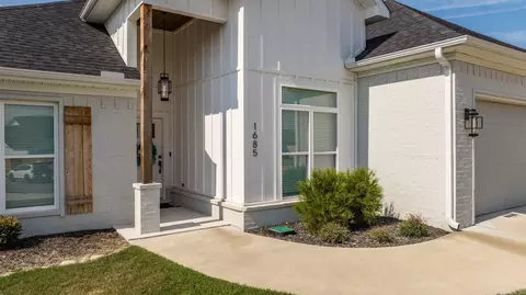 1685 Rohan Cir, Conway, AR 72032 photo 3