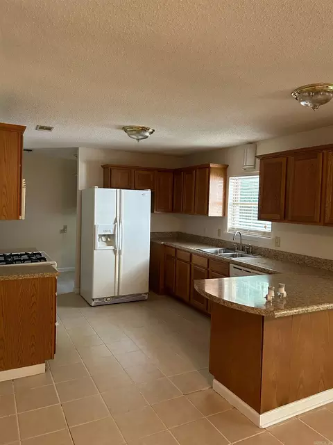 15 Arcadia Cir, Bryant, AR 72022 photo 6