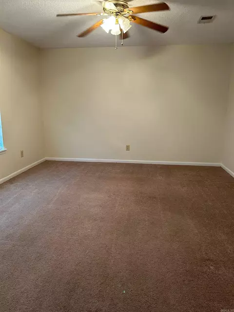 15 Arcadia Cir, Bryant, AR 72022 photo 3