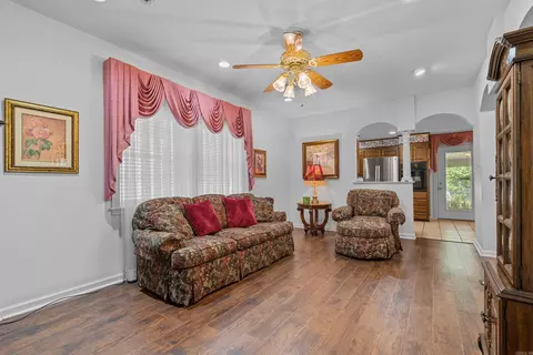 925 Clardy St, Malvern, AR 72104 photo 7