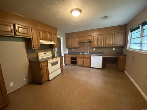 124 S Magnolia, Trumann, AR 72472 photo 5