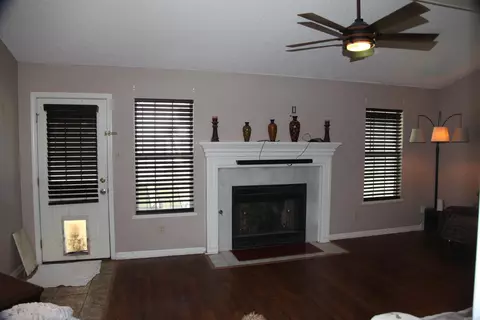 2702 Eagle Run Dr, Benton, AR 72019 photo 4