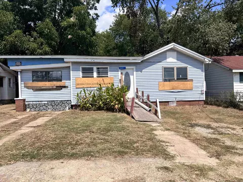 909 W Hazel St, Benton, AR 72015 photo 3