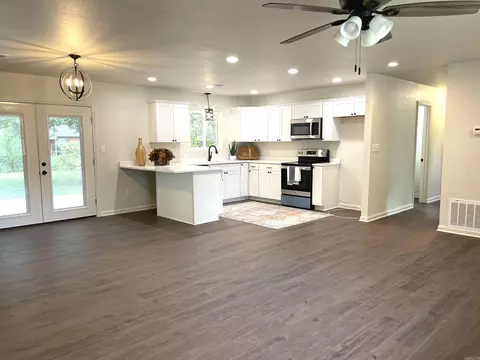 130 Cloverdale Blvd, Searcy, AR 72143 photo 6