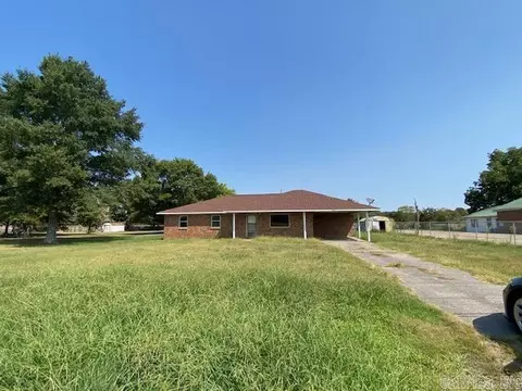 822 E Raney, Mccrory, AR 72101 photo 2