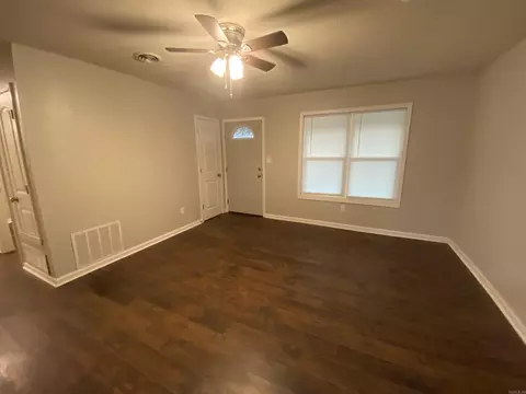 728 Ellis, Trumann, AR 72472 photo 9