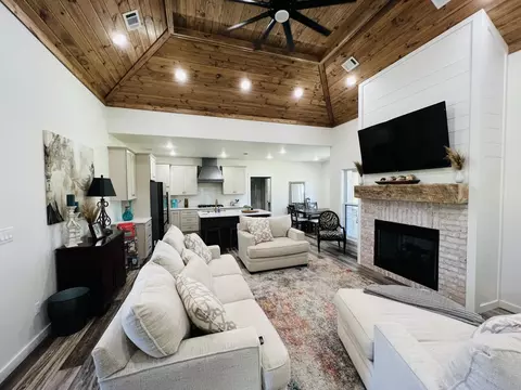 590 Hogans Aly, Melbourne, AR 72556 photo 3