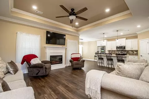 2904 Ann St, Benton, AR 72015 photo 4