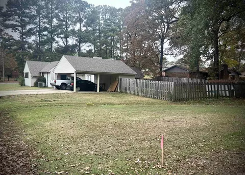 1004 N Chester St, Monticello, AR 71655 photo 2