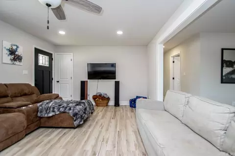 7820 Fairplay, Benton, AR 72019 photo 14