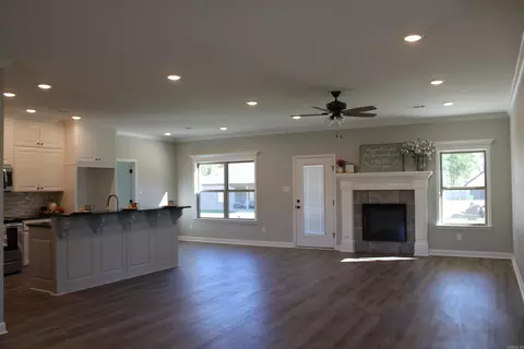 112 Michelle Dr, Beebe, AR 72012 photo 3