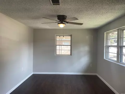 1310 E Riv, Searcy, AR 72143 photo 3