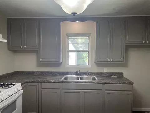 1310 E Riv, Searcy, AR 72143 photo 9