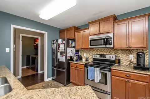 1629 White Oak Cir, Benton, AR 72019 photo 10