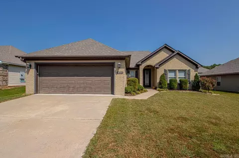 1629 White Oak Cir, Benton, AR 72019 photo 2