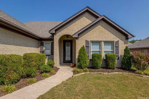 1629 White Oak Cir, Benton, AR 72019 photo 3