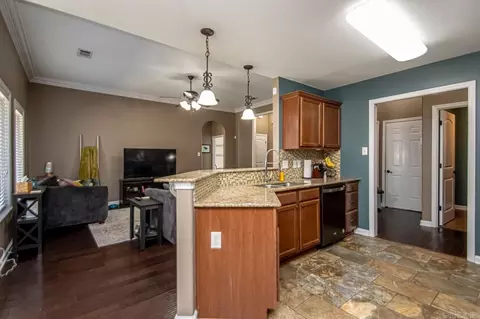 1629 White Oak Cir, Benton, AR 72019 photo 13