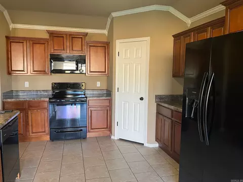 103 Wildflower Dr, Beebe, AR 72012 photo 4