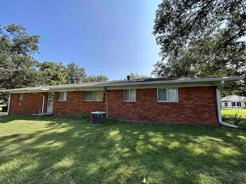 617 N 2nd St, Augusta, AR 72006 photo 17