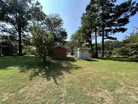 617 N 2nd St, Augusta, AR 72006 photo 25