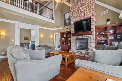 180 Timberwolf, Royal, AR 71968 photo 6