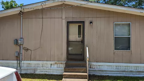 609 Lear Ave, Camden, AR 71701 photo 3