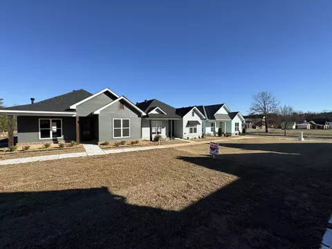Exterior - 6 Pasley Park, Bryant, AR 72022 photo 4 of 7