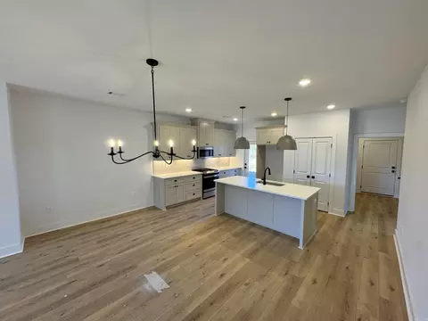 Kitchen - 6 Pasley Park, Bryant, AR 72022 photo 7 of 7