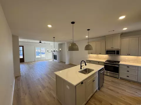 Kitchen - 6 Pasley Park, Bryant, AR 72022 photo 6 of 7