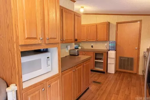 4812 Bauxite Cutoff Rd, Bauxite, AR 72011 photo 10